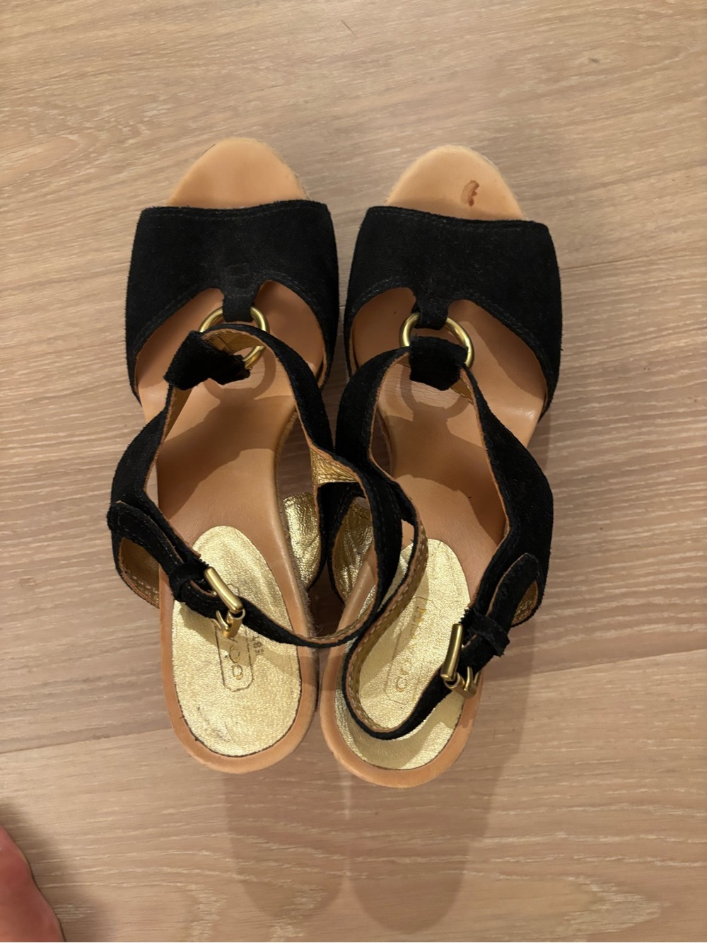 Coach Black Suede Open-Toe Ankle Strap Sandals size 9